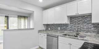 2 Bed 2 Bath Condo for Rent in 55+ Peaceful Community! Gallery 7