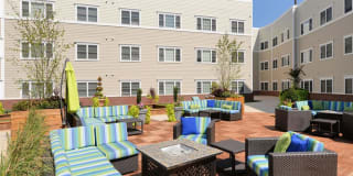 The Hawthorne Gallery 23