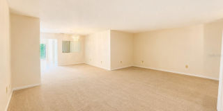 310 FAIRCROSS Circle Gallery 7