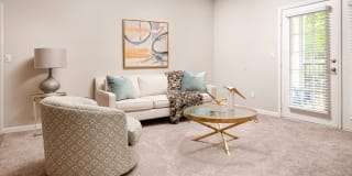 The Pointe at Highland Gallery 9