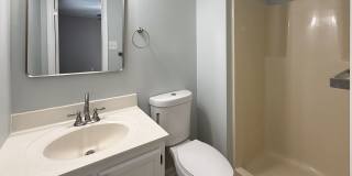Double En-Suite Townhome Gallery 8