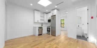 206 MacDougal St Gallery 8