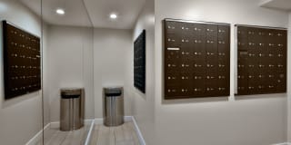 Warner Pointe Gallery 32