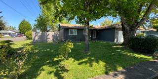 3 bedroom 1.5 bathroom home Gallery 1