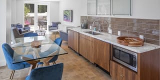 The Dianne Apartments Gallery 5