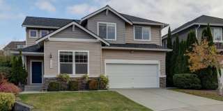 Bright 4-Bedroom Highlands East Home with A/C Gallery 1