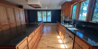 320 Sunset Dr Gallery 7