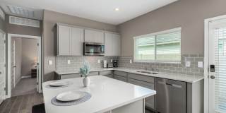 23950 W Hilton Avenue Gallery 30