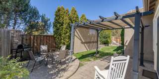 South Town Fully Furnished Home! Gallery 36