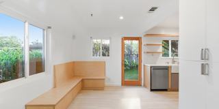 Beautiful 3 Bed + 2 Bath House + Front & Back Yard, Garage, Driveway Gallery 6