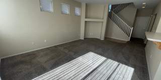 3 Bedroom 2 1/2 Bathroom w/Den & Loft Gallery 24