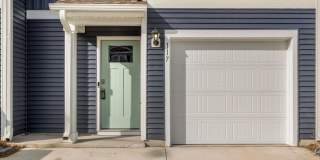 Brand New Town Home close to the beach! Gallery 3