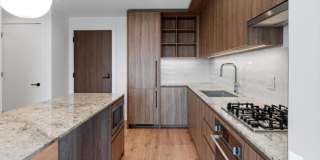 369 West Grand Ave Gallery 10