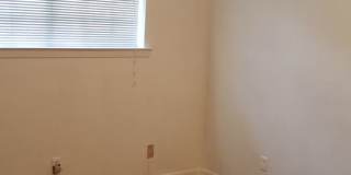Gorgeous 3 bedroom/1.5 bath home! Gallery 10
