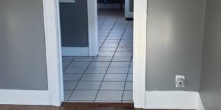 2543 East 5th Avenue Gallery 6