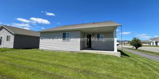 3 bed house behind Crown Pointe Park! Gallery 15