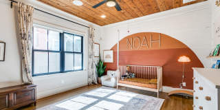 GORGEOUS BEACON HILL BUNGALOW Gallery 18