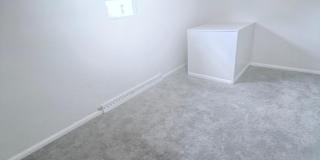 4438 Pearl Rd Gallery 21