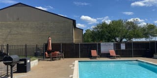 Hunters Point Apartments Gallery 1