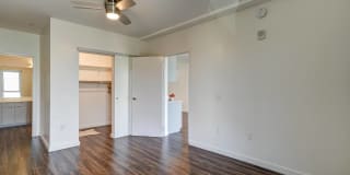 4801 Shattuck Gallery 42