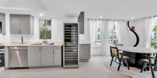 120 SE 5th Avenue Gallery 9