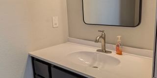 North Bothell 3 bdrm Townhome with private fenced yard Gallery 15