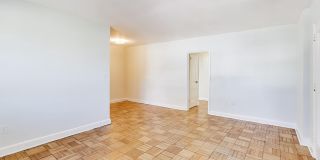 1724 N QUINN Street Gallery 3