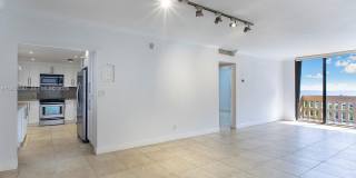 90 Edgewater Dr Gallery 1