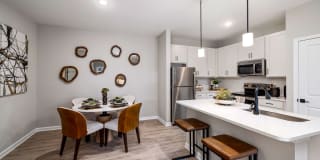 River Oaks Landing Gallery 22