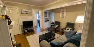 Charming 3 Bedroom- NO Broker FEE Gallery 6
