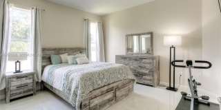 1687 SW Import Dr Gallery 11
