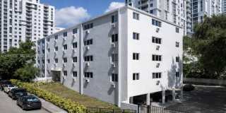 143 SW 9th St Gallery 2