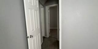 Spacious 2 Bedroom, 2 Bathroom Home for Rent – 712 E. 15th St., Davenport, IA 52803 Gallery 11