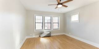 2613 West Berwyn Ave. Apt. Gallery 2