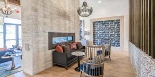 Varenna Lakeside Gallery 15