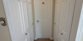 2 Level, 2 Bedroom Hidden Gem in Dupont! Gallery 24