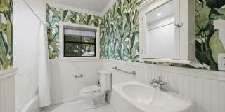 Beautiful Two-Story Burbank Home with Pool, Hardwood Floors & Guest House Gallery 10