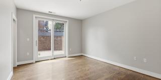 Luxury 2BR/2BA Columbia Heights Condo w/ Patio & Parking! Gallery 10