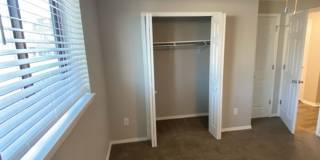 River Walk Apartments Gallery 54