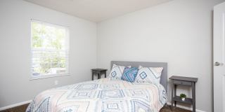 Available now! One bedroom with Wood Burning Fireplace, in Dublin City Schools! Gallery 38