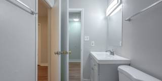 CUTE 2/1.5 w/ New Paint, Washer and Dryer, Close to TCC & FSU! Available NOW for $1050/month! Gallery 30