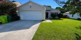 3 Bedrooms | 2 Bathrooms | Approx. 1,400 Sq. Ft. Gallery 1