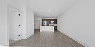 The Landing at Vinnin Square Gallery 12