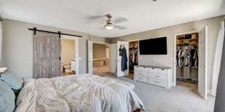 WOW! What a gorgeous home! Gallery 44