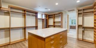10775 E Sunnyside Dr Gallery 40