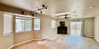 Charming 4-Bed Home with Pikes Peak Views in Security-Widefield Gallery 5
