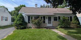 3 Bedroom, 1 bath Single Family home for rent close to Uptown Kingston NY Gallery 1