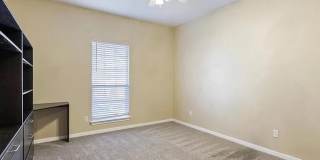 1907 South 17th Street Gallery 10