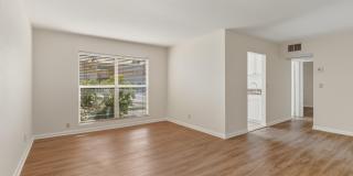 727 Hummingbird Way unit: 2 Gallery 3