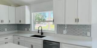 215 HOLLOWBROOK Circle Gallery 10
